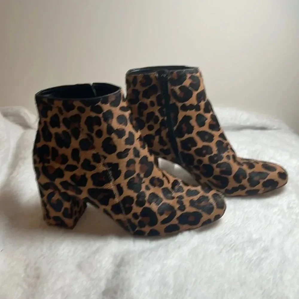 I N C Leopard Brown Print Booties - Size 6.5 - Picture 3 of 7